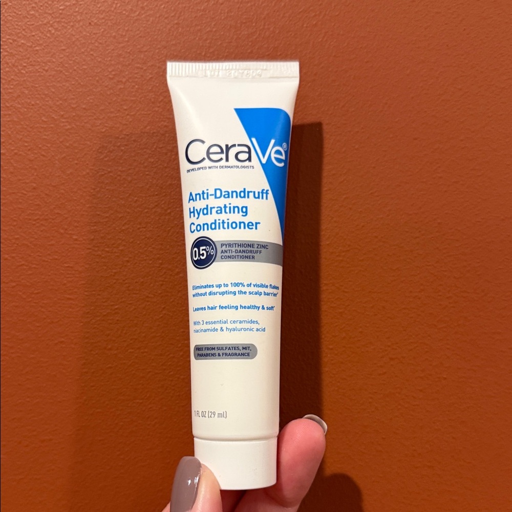 CeraVe Anti-Dandruff Hydrating Conditioner